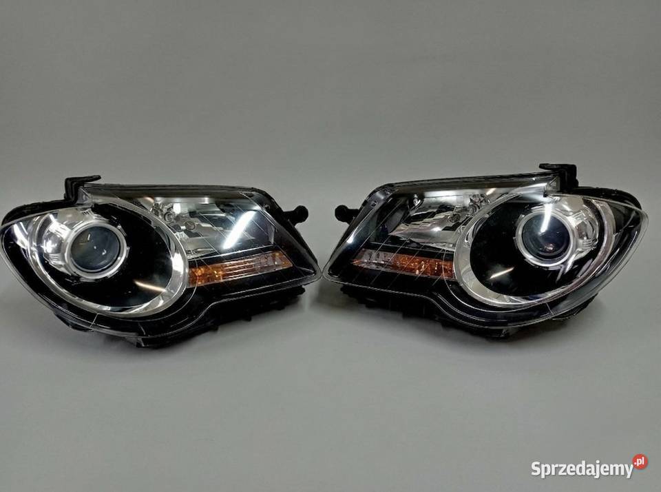 VW Touran 1T0 Lift Komplet Lamp Przód Oryginał Lampy przednie Wieluń