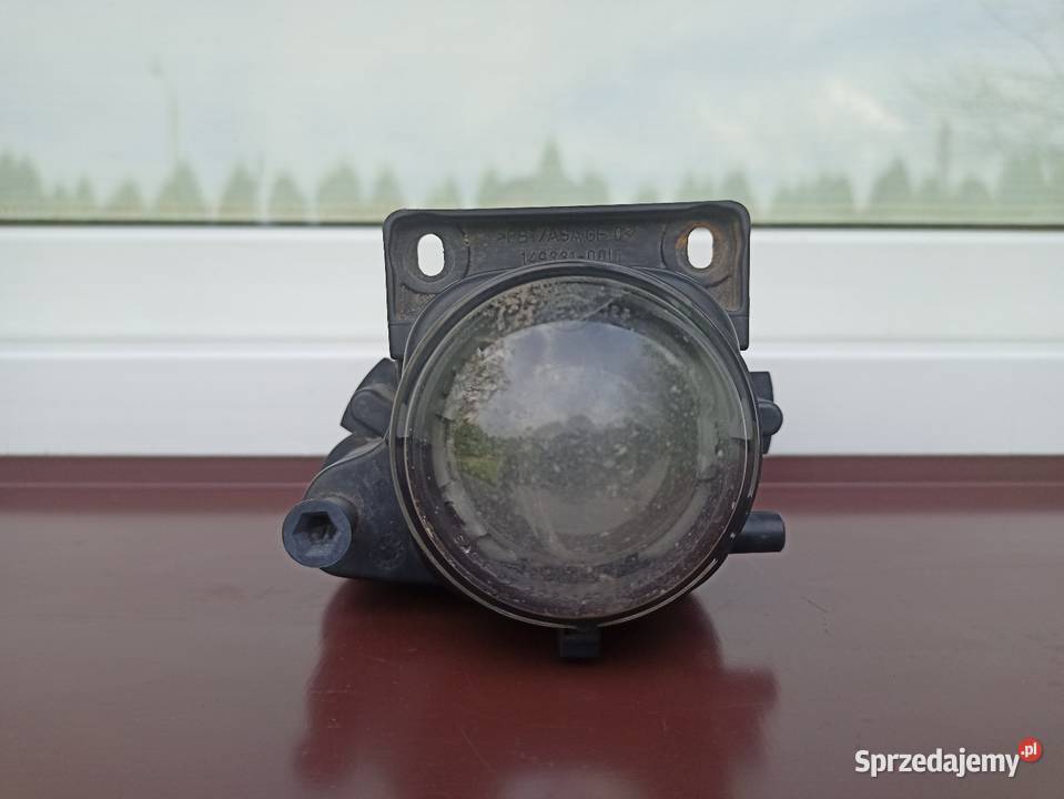 Audi A6 C5 halogen lewy lampa przeciwmgielna