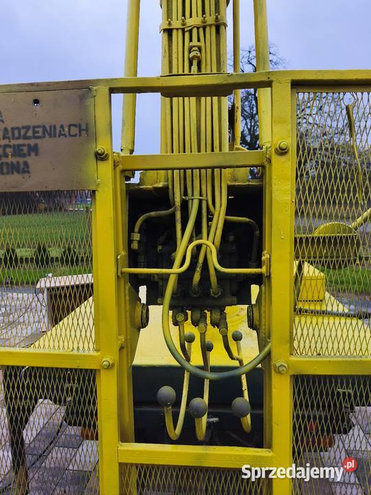 Podnośnik koszowy zwyżka Bumar P100 wózek WNA łódzkie Skierniewice