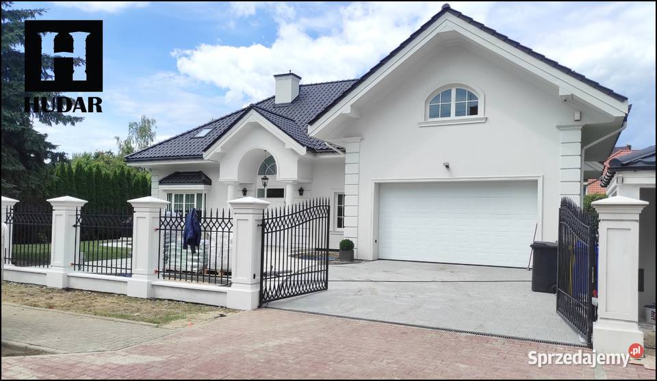 Słupy betonowe słupki stylowe dworkowe pałacowe Pozostałe sprzedam