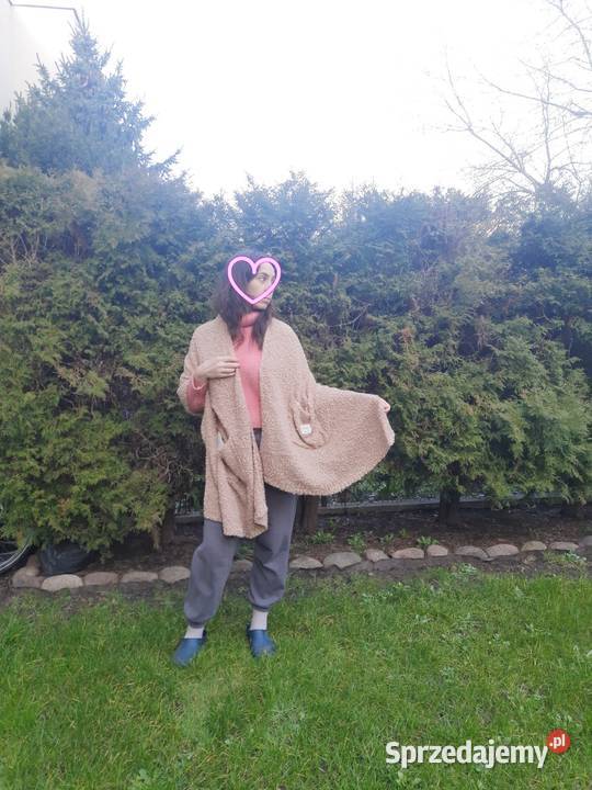 Szal nowy Giving Warszawa