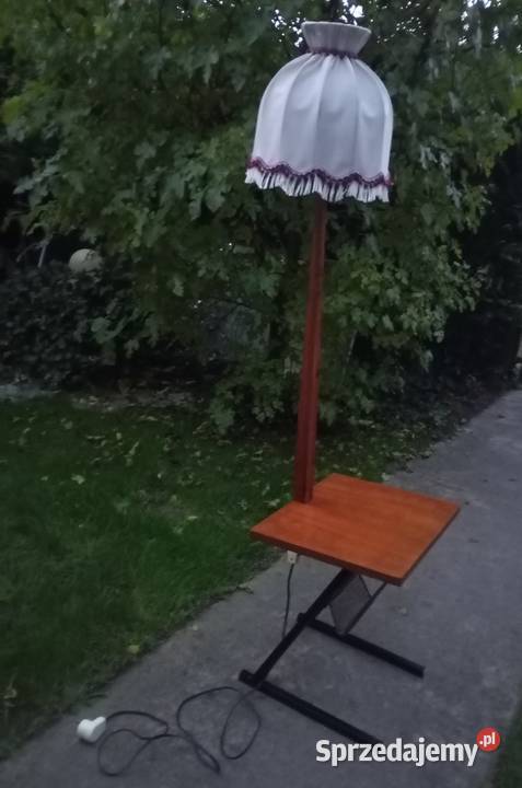 Lampa stojąca 148 PRL Vintage Stolik Gazetnik Poznań
