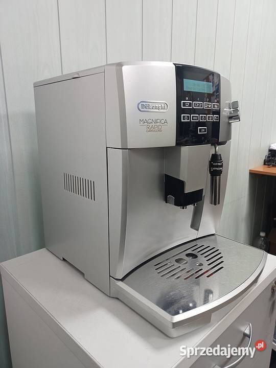 Ekspres do kawy DeLonghi Magnifica Rapid Żary
