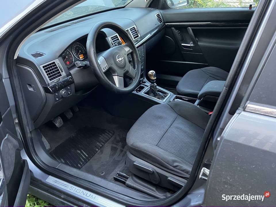Opel Signum 18 2004r Kobyłka