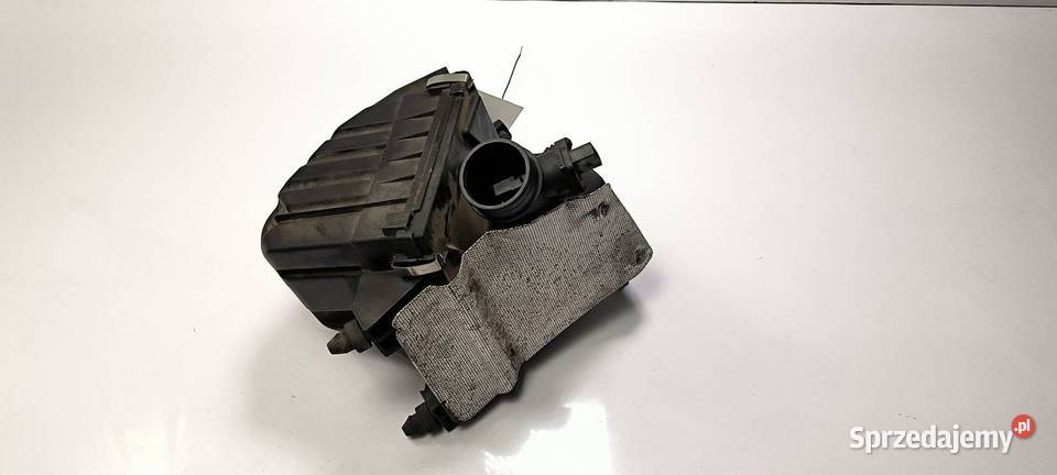 OBUDOWA FILTRA VOLKSWAGEN PASSAT B5 Lipno