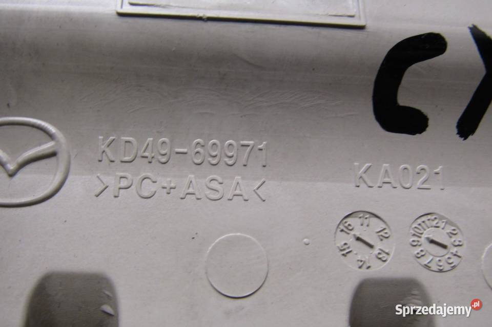 OŚWIETLENIE LAMPKA KABINY WNĘTRZA MAZDA CX5 CX5 osobowe