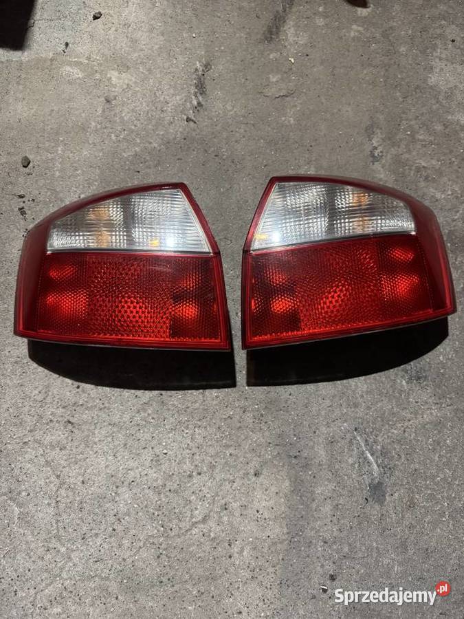 Tylne lampy Audi A4 B6 sedan Rzuchów