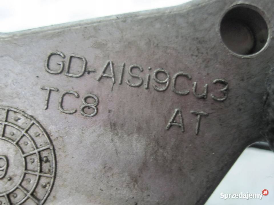 AUDI VW VI 16 TDI CAY 105 pompa oleju 03L115105C