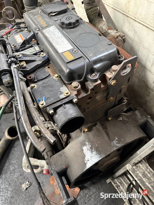 silnik 4cylindrowy PERKINS 1104 1104C RE37887 Działoszyn