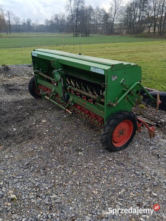 Siewnik hassia DKL 300 w całości na części