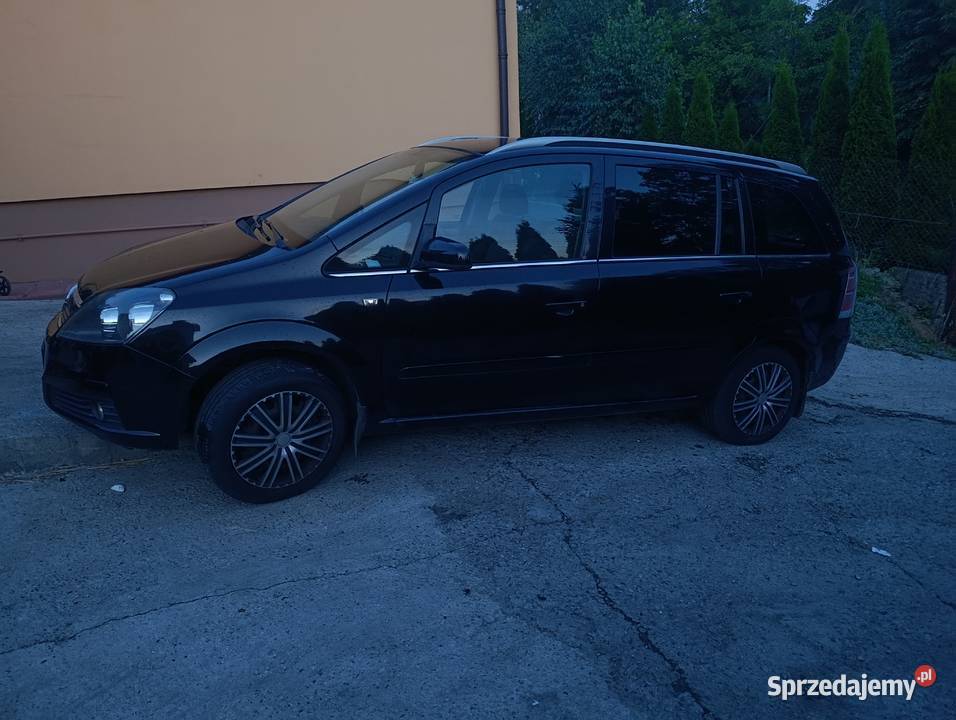 Opel Zafira B centralny zamek Roźwienica sprzedam