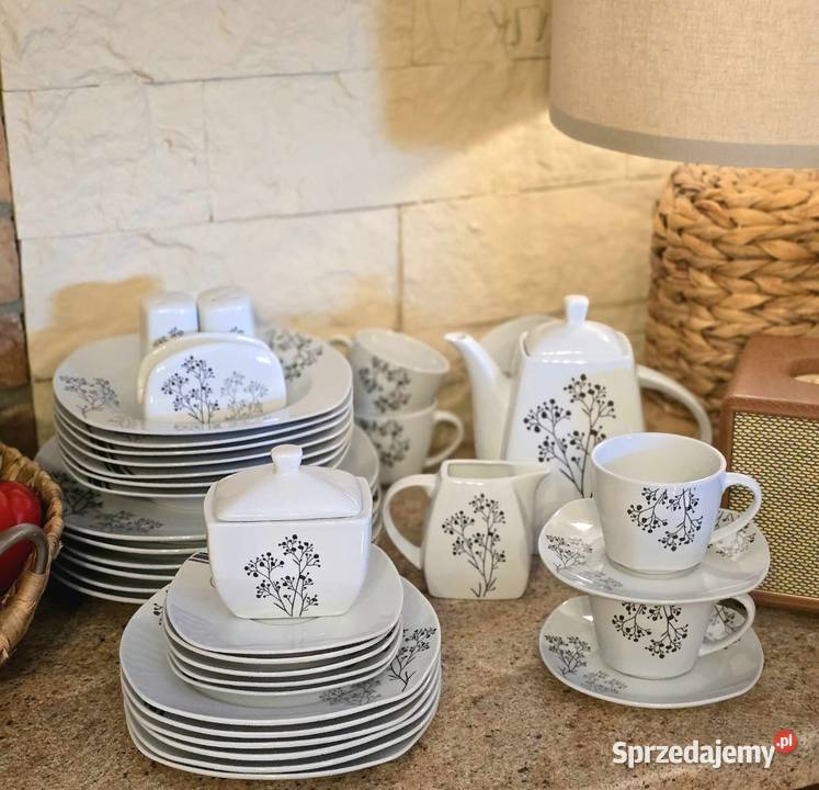 Serwis kawowo obiadowy 38 el Łódź sprzedam