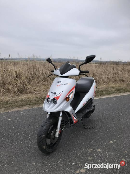 Skuter Malaguti f12 phantom Turek sprzedam