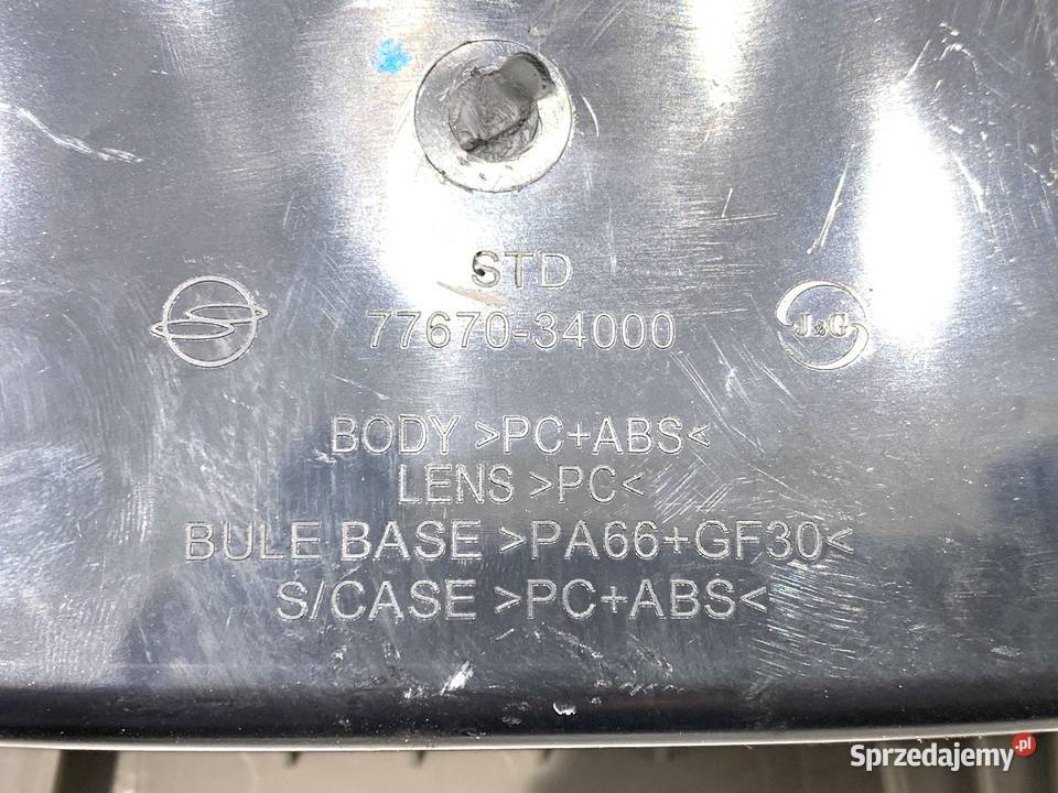 LAMPA SUFITOWA SSANGYONG TIVOLI 7767034000 osobowe sprzedam