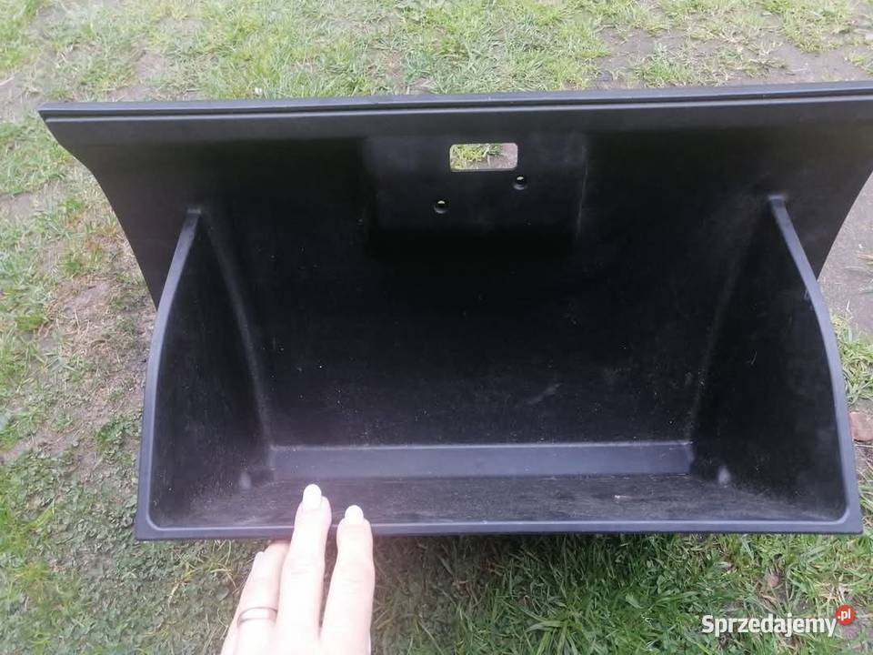 Schowek do Suzuki Vitara