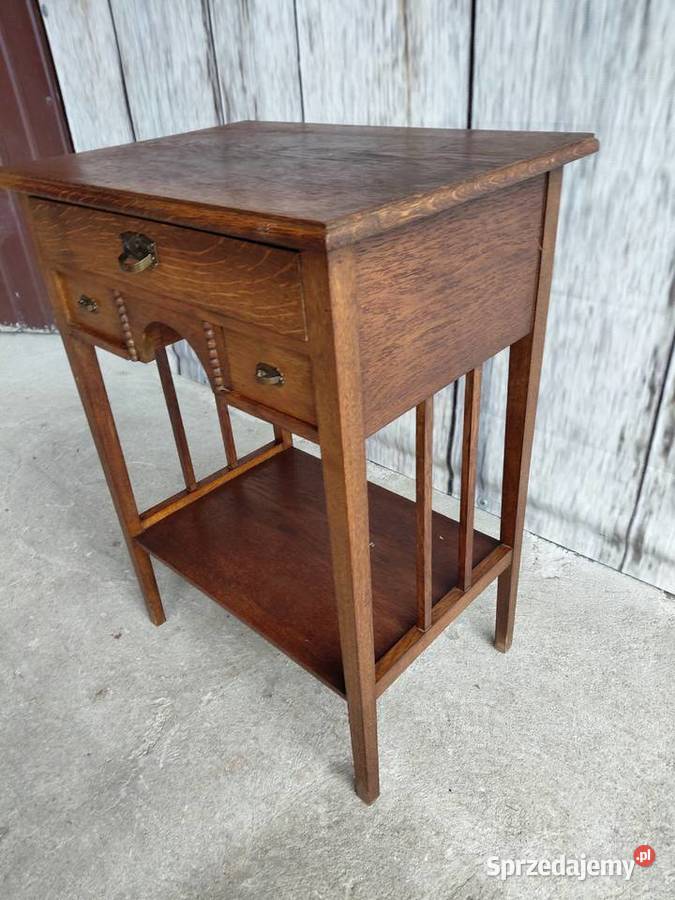 konsolka drewniana 483 Byczyna sprzedam