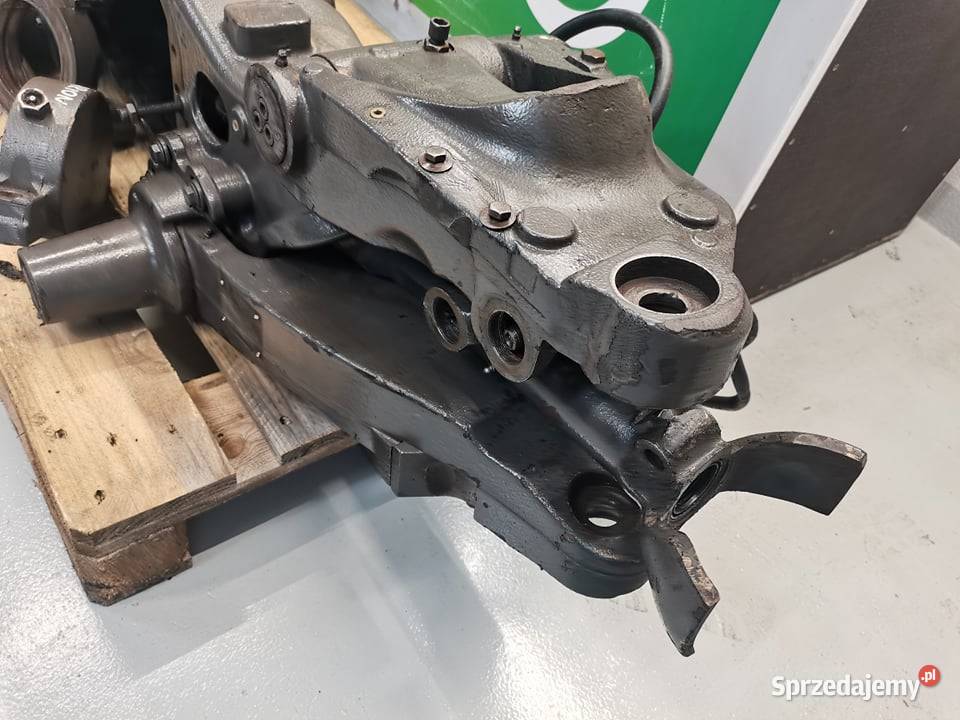 Wahacz osi napędowej Carraro 12048 dolny prawy Wilkowo