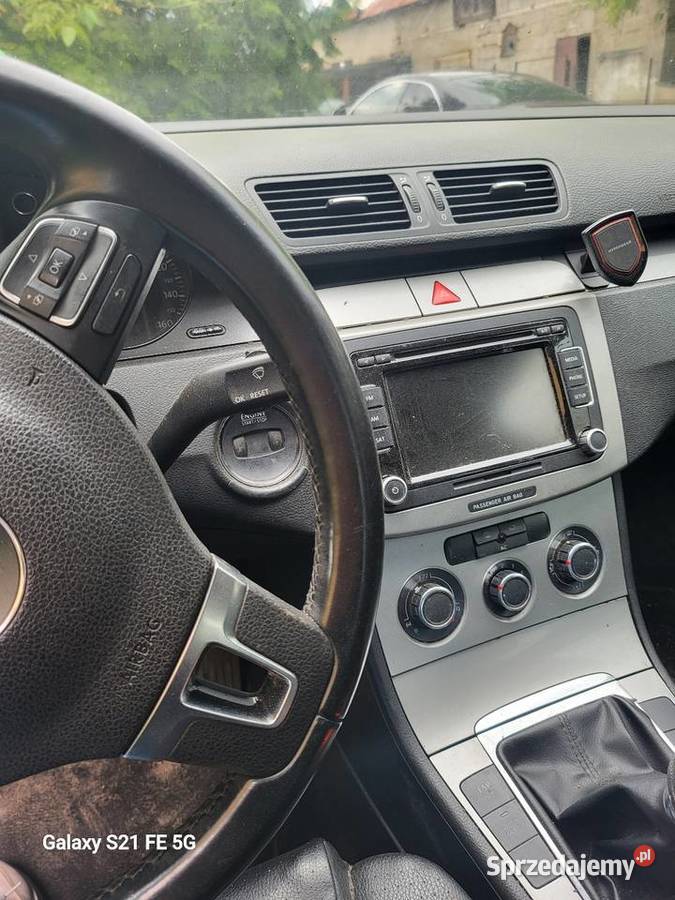 Volkswagen Passat B6 22 benzyna z 2006 roku mazowieckie Siedlce