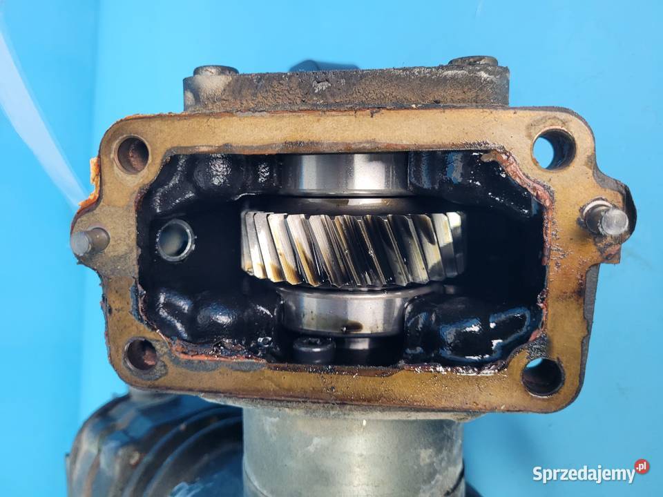 DEUTZFAHR 6130 TTV SPRĘŻARKA POWIETRZA 002036884 Kolno sprzedam