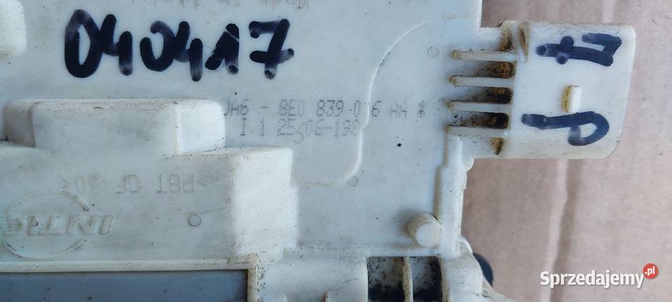 Zamek drzwi prawy tył AUDI A4 B7 7PIN Zamki, wkładki i kluczyki