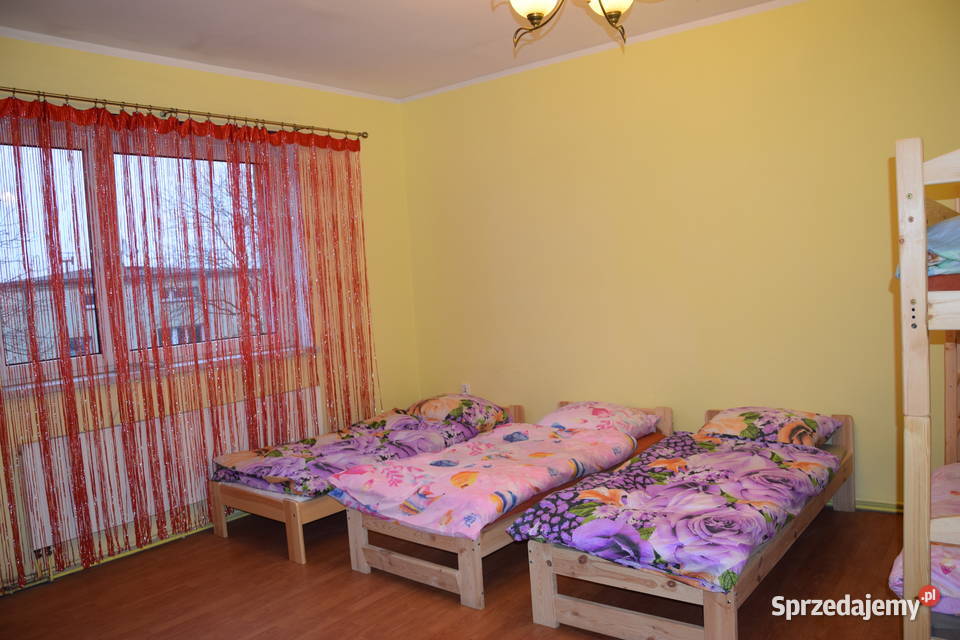 Kwatera domBędzinMałobądz do 36 osób 320m2 Nieruchomości Będzin