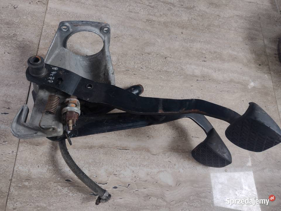 Mercedes W123 Zestaw pedałów man OE1232940501 Wyposażenie wnętrza Łagiewniki