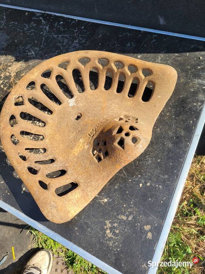 TYRAKTOR SIEDZENIE ŻELIWO STARY URSUS LANZ FORD śląskie Rybnik