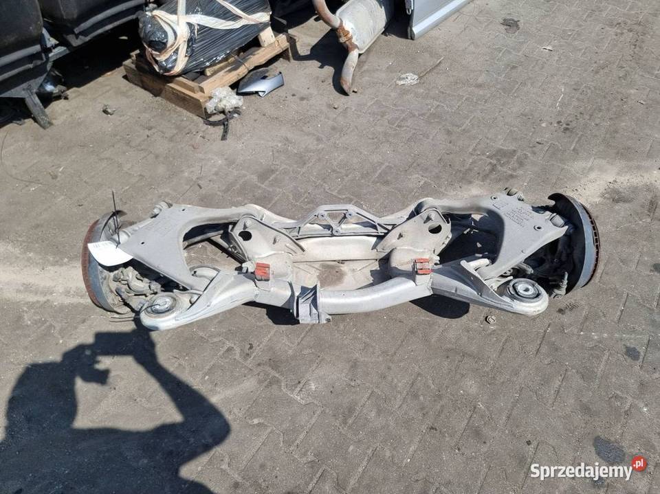 BELKA SANKI TYŁ AUDI A8 D3 4E0505235C osobowe Lipno