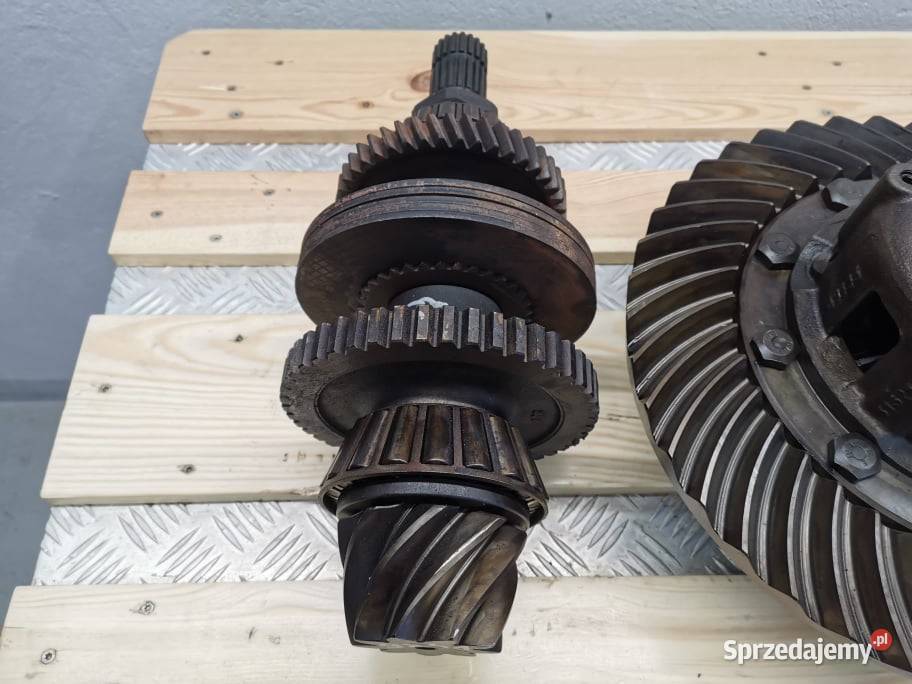 Mechanizm różnicowy Holland T7180 Tył Wilkowo