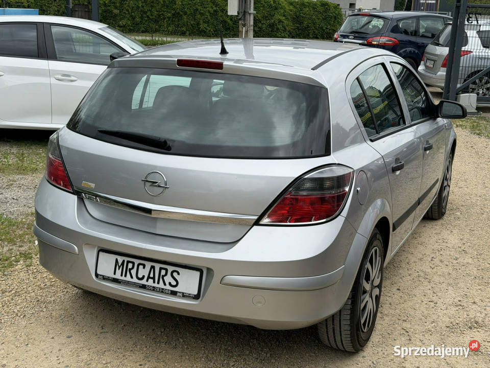 Opel Astra czujnik deszczu
