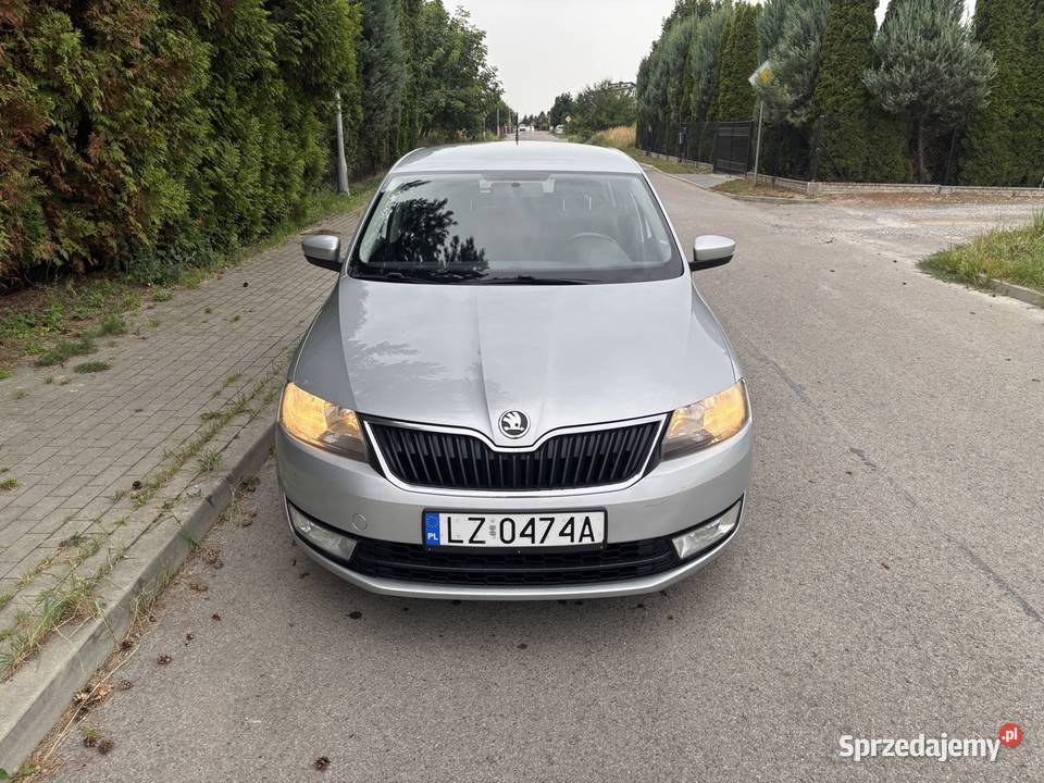 Skoda Rapid 12 Benzyna 90 2 kpl opon Hatchback Zamość