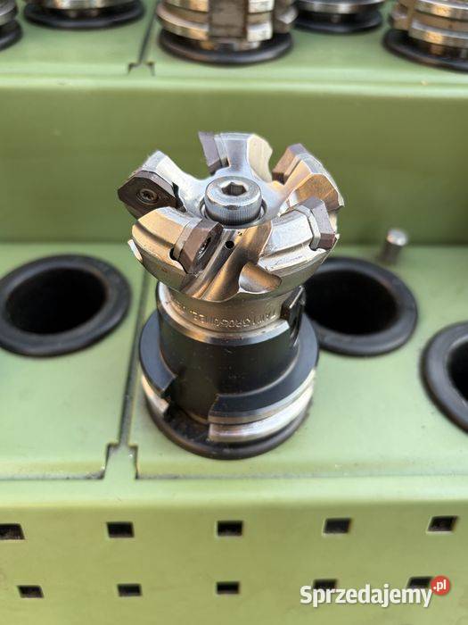 Frez czołowy 65 mm z oprawką SK40 DIN 69871 Kompresory Tuliszków