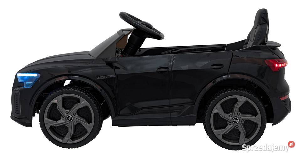 Pojazd Audi SQ8 Czarny Auto na akumulator Łopuszno