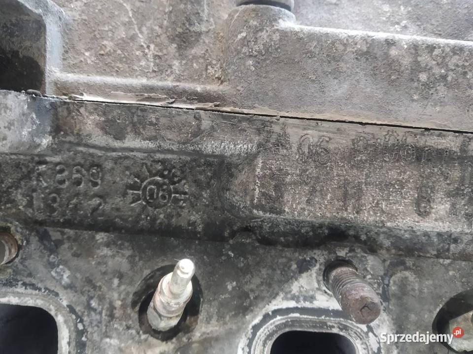 GŁOWICA KOMPLETNA 55188595 13 CDTI Opel Combo osobowe świętokrzyskie