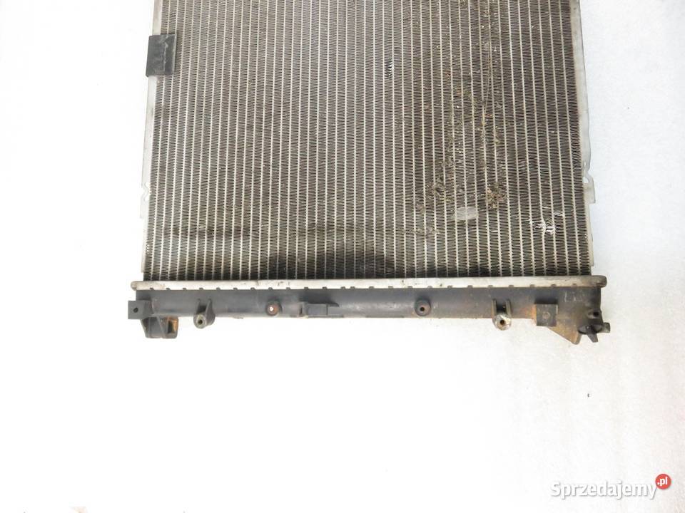 CHŁODNICA WODY OPEL VIVARO A 25 DTI 2002303 osobowe Chłodnie wody małopolskie