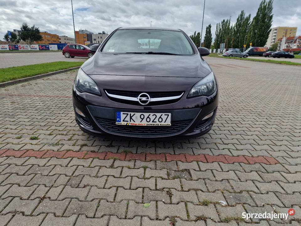 Opel astra J 16 benzynagaz LPG Samochody osobowe