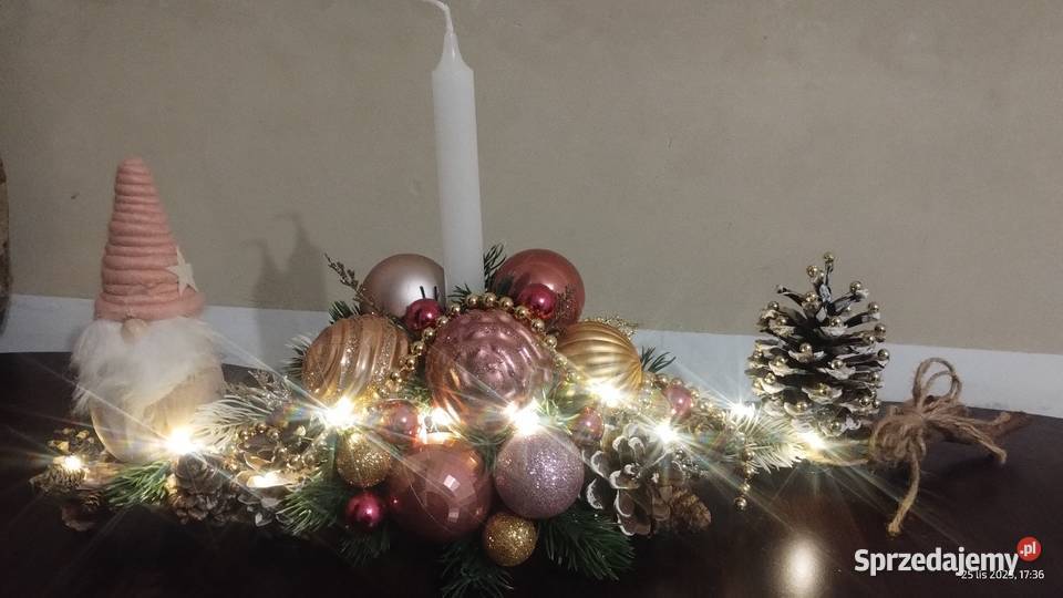 Stroik świąteczny bożonarodzeniowy na komodę Koszyce