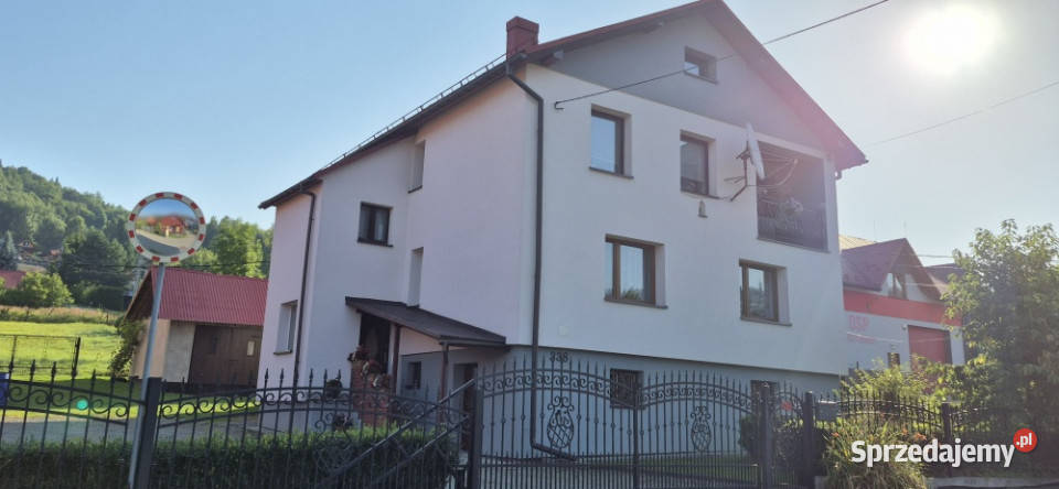 Sprzedam dom z zabudowaniami godpodarczymi Sprzedaż Krzyżówki