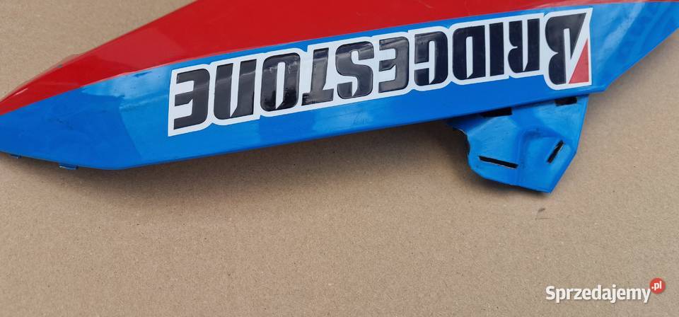 SUZUKI GSXR 600 750 K8 K9 PŁUG PRAWY BOK lubuskie