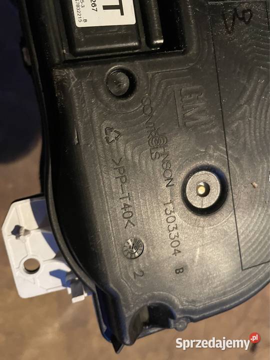 OPEL CORSA D 12 14 BENZYNA LICZNIK ZEGAR Rok produkcji 2007 Zambrów