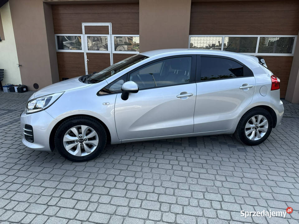Kia Rio 12 84 Klimatyzacja III 2011 Orzech sprzedam