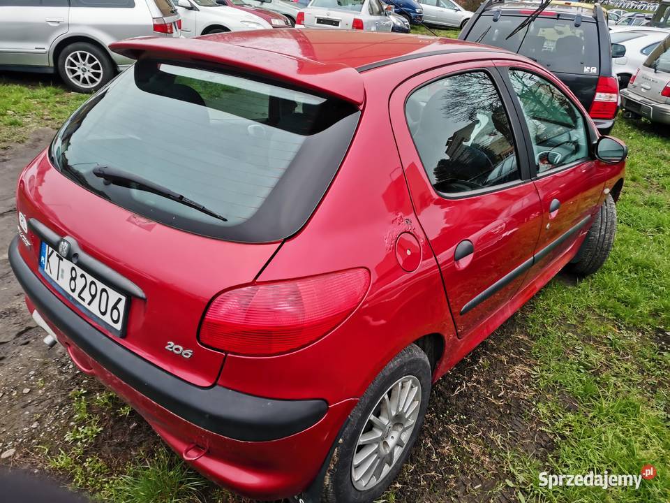 Peugeot 206 5 drzwi zarejestrowany OC do 082023 aluminiowe felgi małopolskie