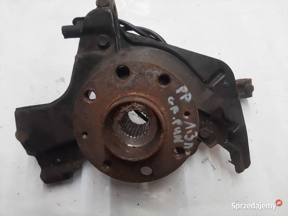 Fiat Grande Punto 13 JTD piasta zwrotnica prawa osobowe Ksawerów