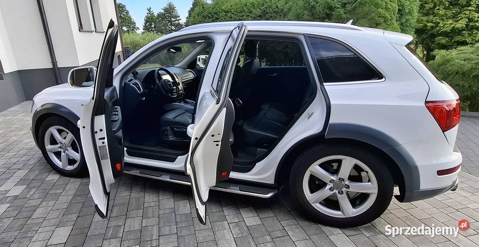 AUDI Q5 QUATTRO 2009R 30TDI Offroad Korczyna