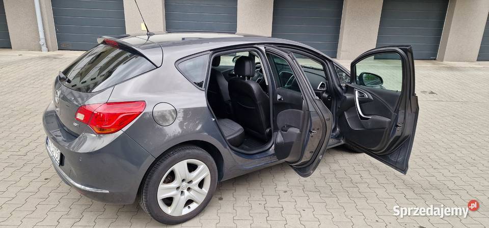 Opel Astra IV 17 CDTI Cosmo STAN isofix Żyrardów