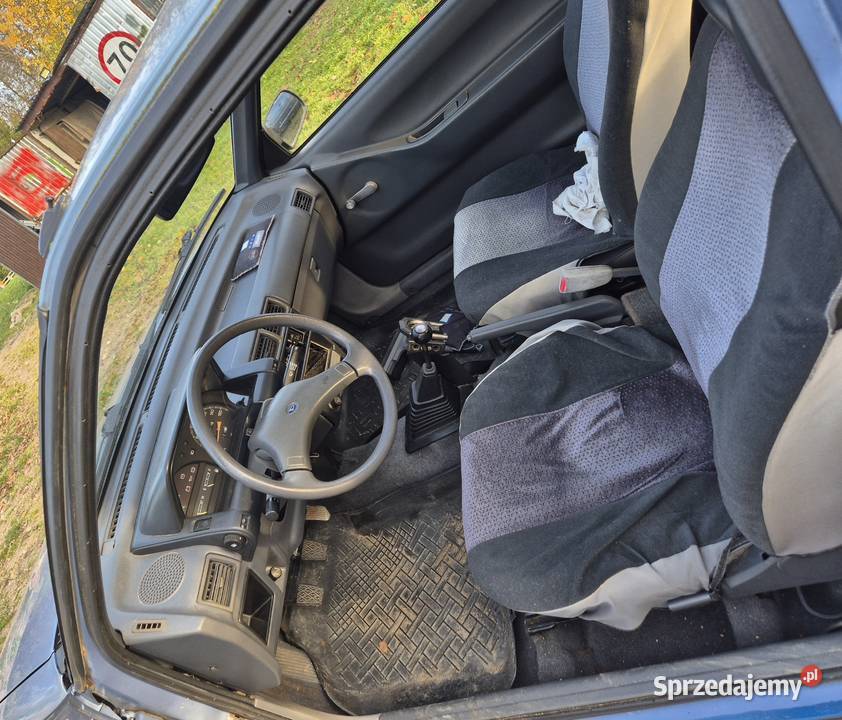 Daichatsu Charade Idzbark