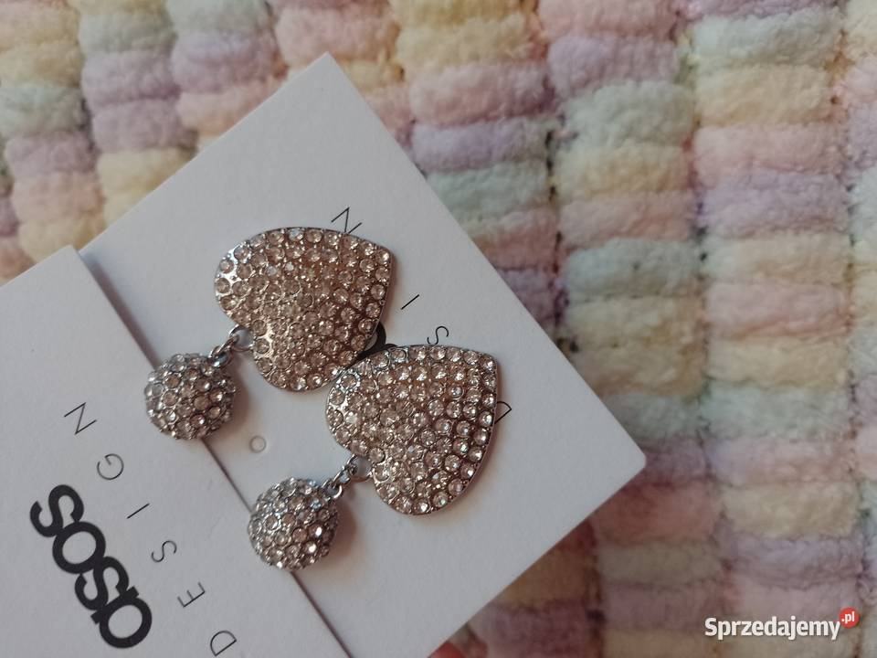 ASOS Bogato zdobione kolczyki z Londynu serca
