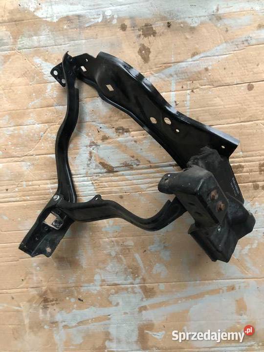 OKULAR WZMOCNIENIE PASA LEWY MERCEDES Gogolin