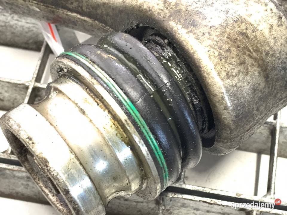 WAHACZ PRAWY PRZÓD AUDI Q5 FY SUV 80A407156 osobowe podkarpackie