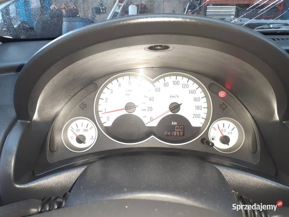 LICZNIK OPEL CORSA C 17 DTI 09166819FT